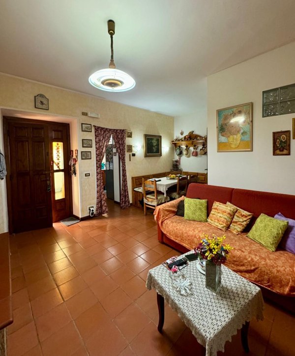 casa indipendente in vendita a Capannori in zona Corte Polito