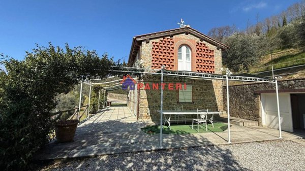 casa indipendente in vendita a Capannori in zona San Gennaro