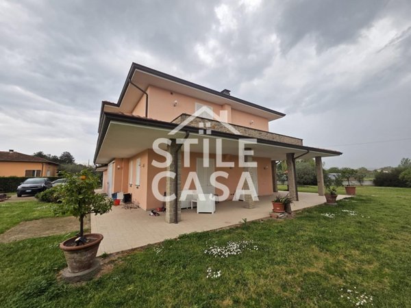 casa indipendente in vendita a Capannori