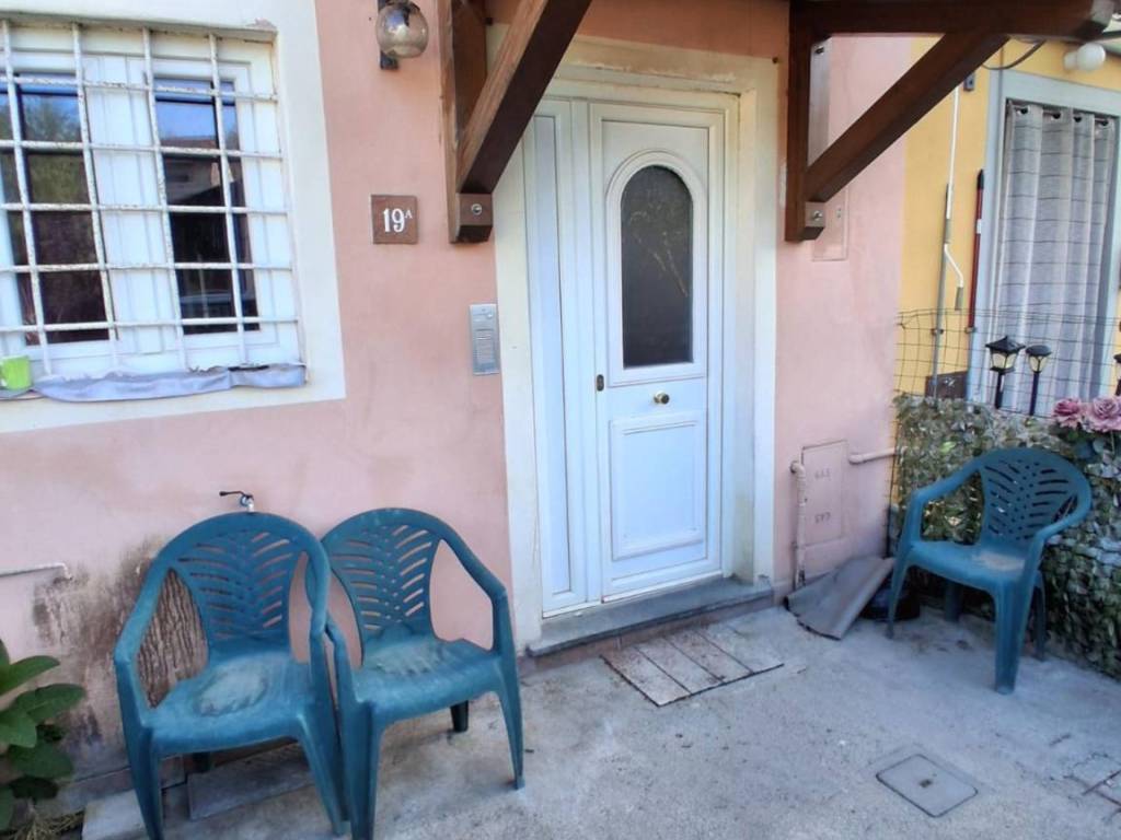 casa indipendente in vendita a Capannori in zona Santa Margherita