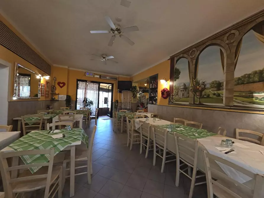 locale commerciale in vendita a Capannori