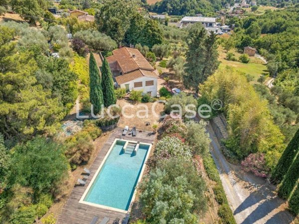 casa indipendente in vendita a Capannori