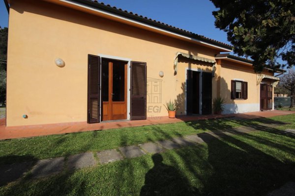 casa indipendente in vendita a Capannori