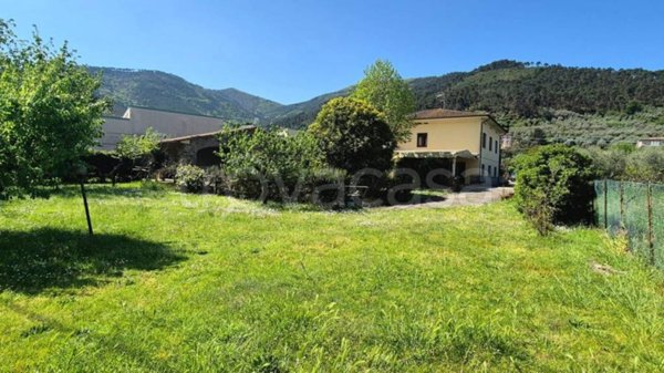casa indipendente in vendita a Capannori