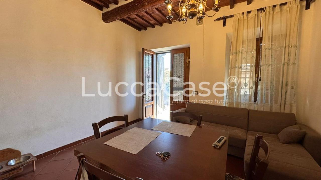 intera palazzina in vendita a Capannori