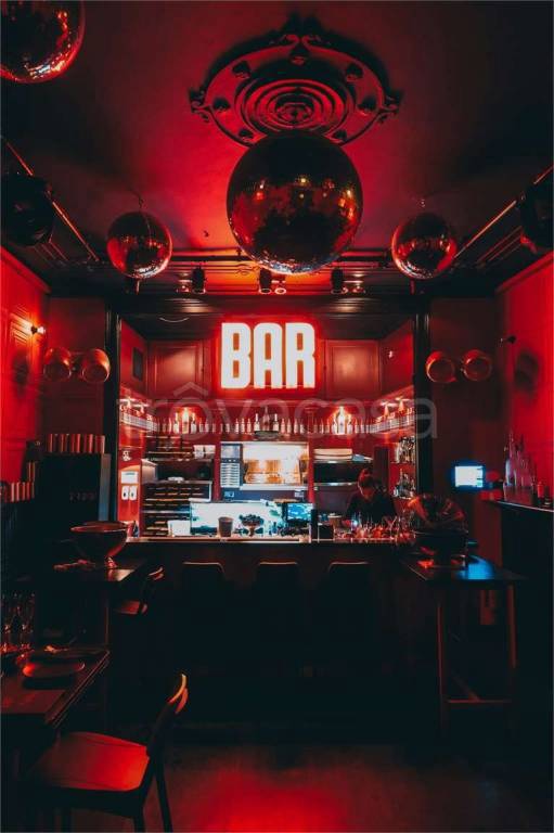 negozio in vendita a Capannori in zona Marlia