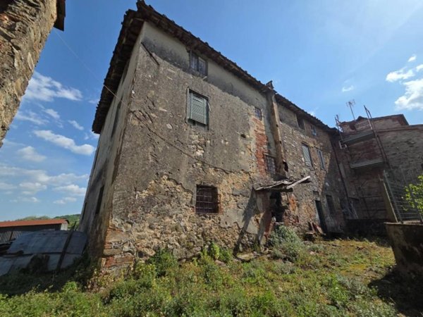 casa indipendente in vendita a Capannori