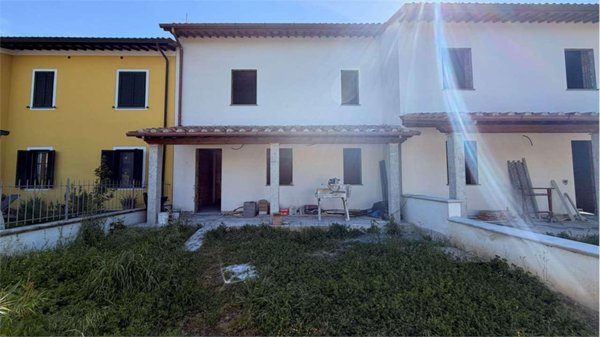 casa indipendente in vendita a Capannori