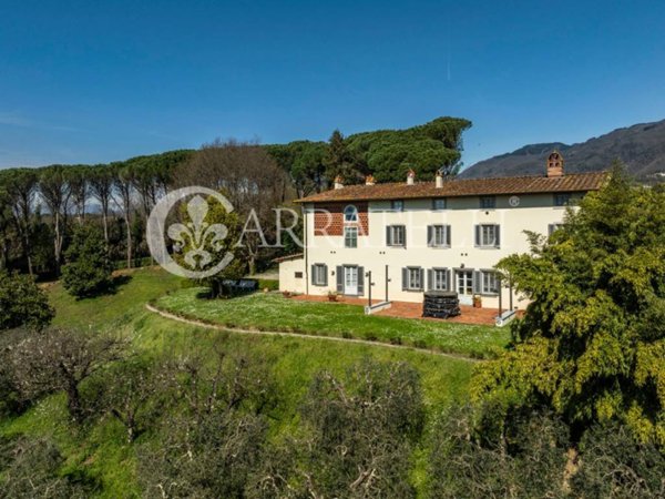 casa indipendente in vendita a Capannori