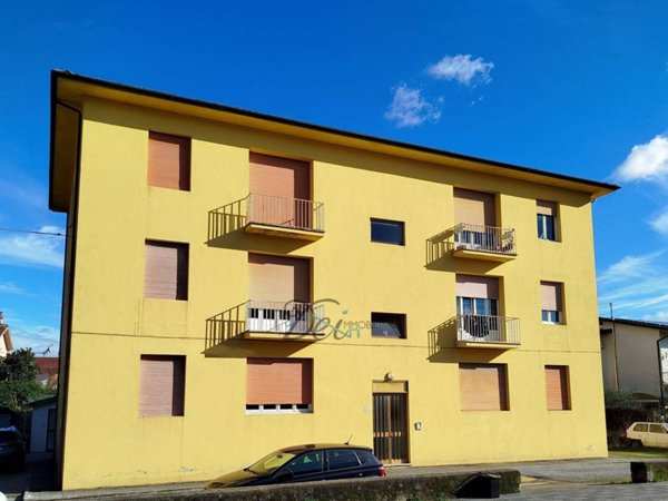 appartamento in vendita a Capannori in zona Marlia