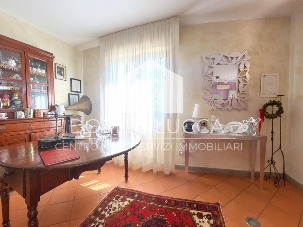 casa indipendente in vendita a Capannori in zona Lunata