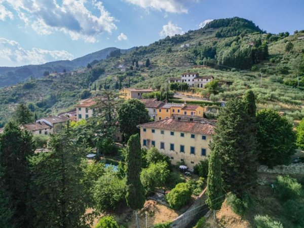 casa indipendente in vendita a Capannori in zona San Gennaro