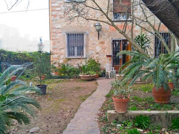 casa indipendente in vendita a Capannori in zona Lunata