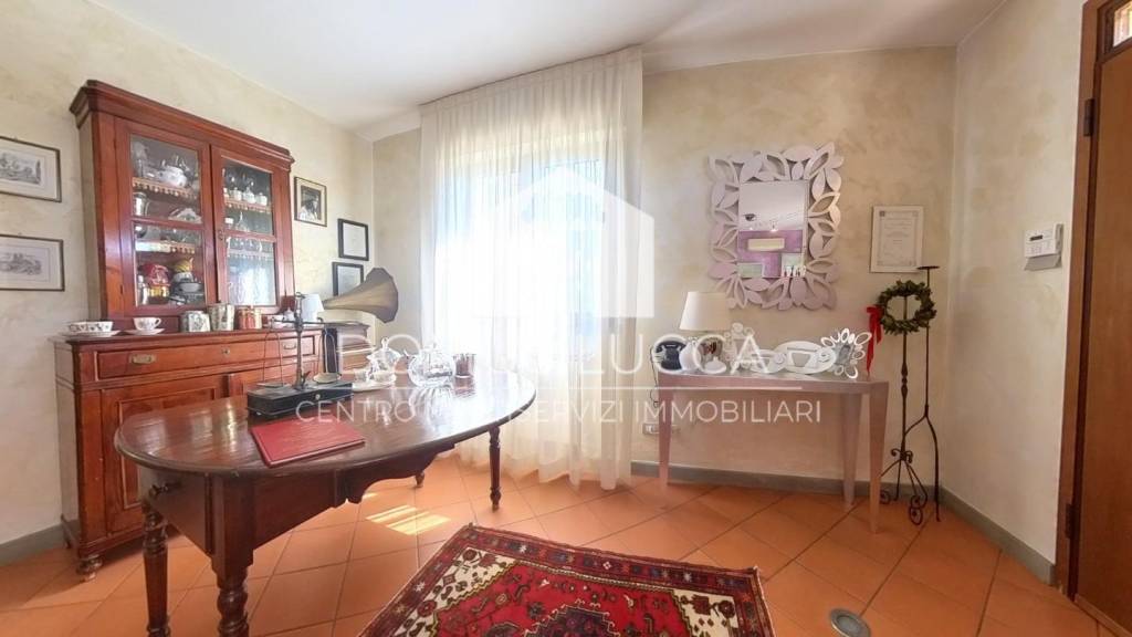 casa indipendente in vendita a Capannori in zona Lunata
