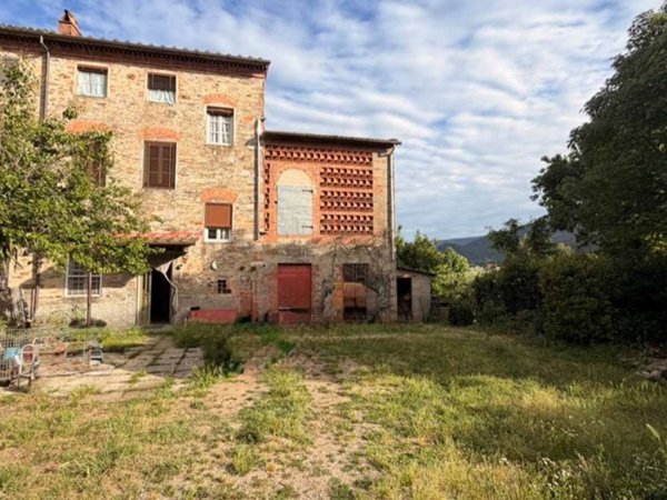 casa indipendente in vendita a Capannori