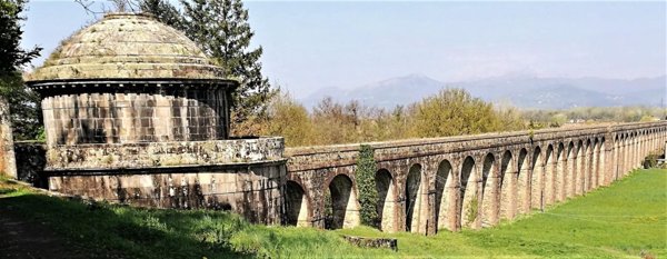 terreno edificabile in vendita a Capannori in zona Guamo