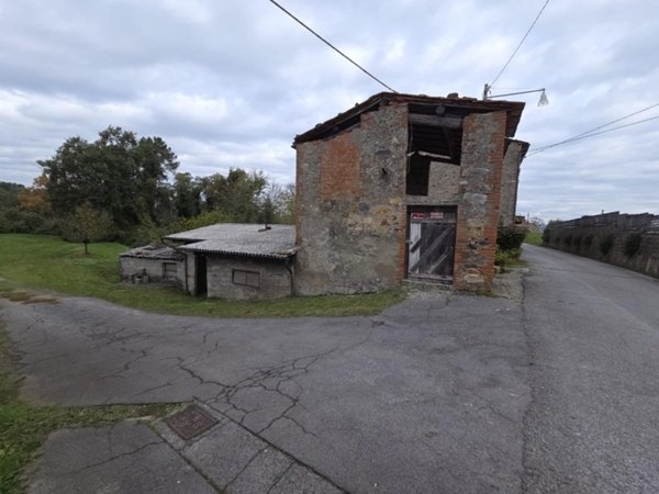 casale in vendita a Capannori in zona Castelvecchio di Compito