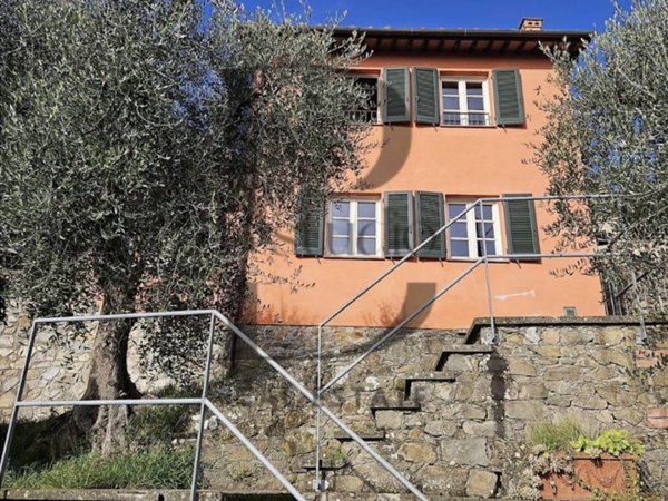 casa indipendente in vendita a Capannori in zona San Gennaro