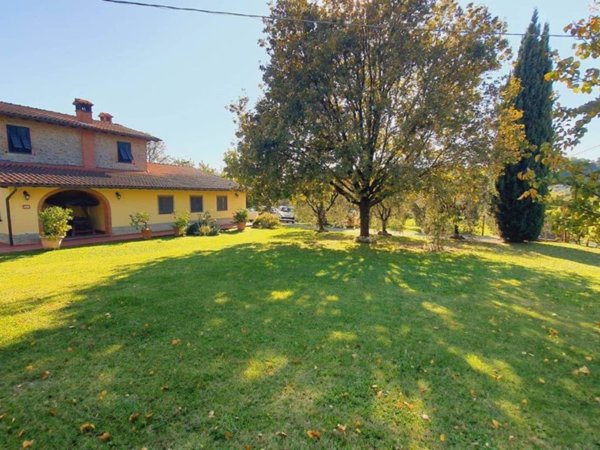 casa indipendente in vendita a Capannori