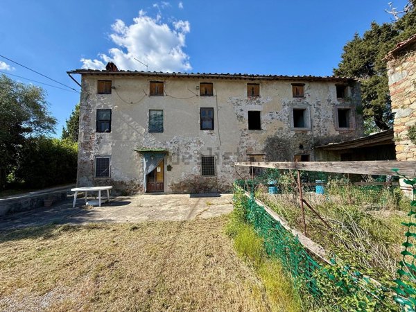 casale in vendita a Capannori
