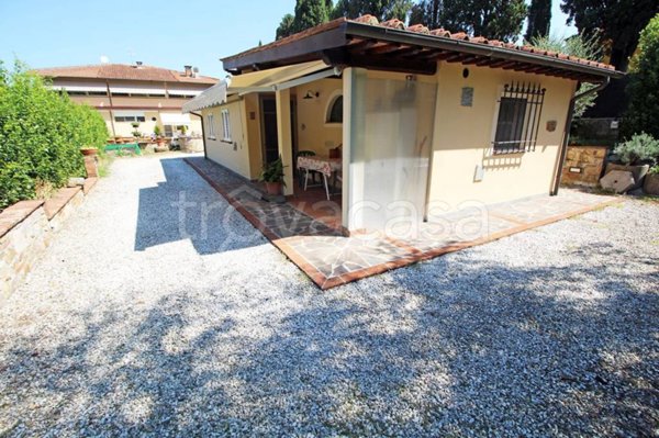 casa indipendente in vendita a Capannori in zona Guamo