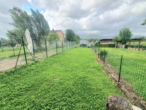 casa indipendente in vendita a Capannori
