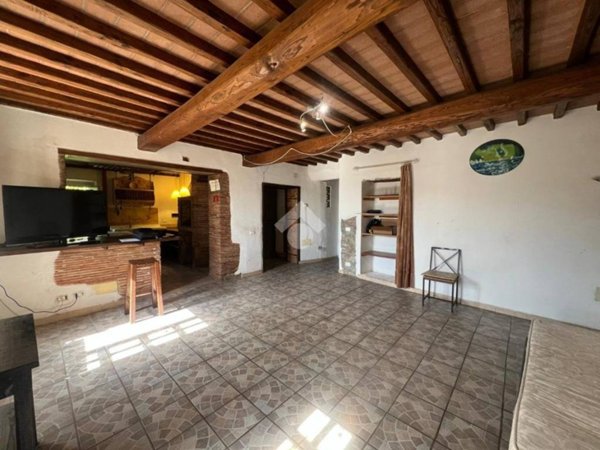 casa indipendente in vendita a Capannori