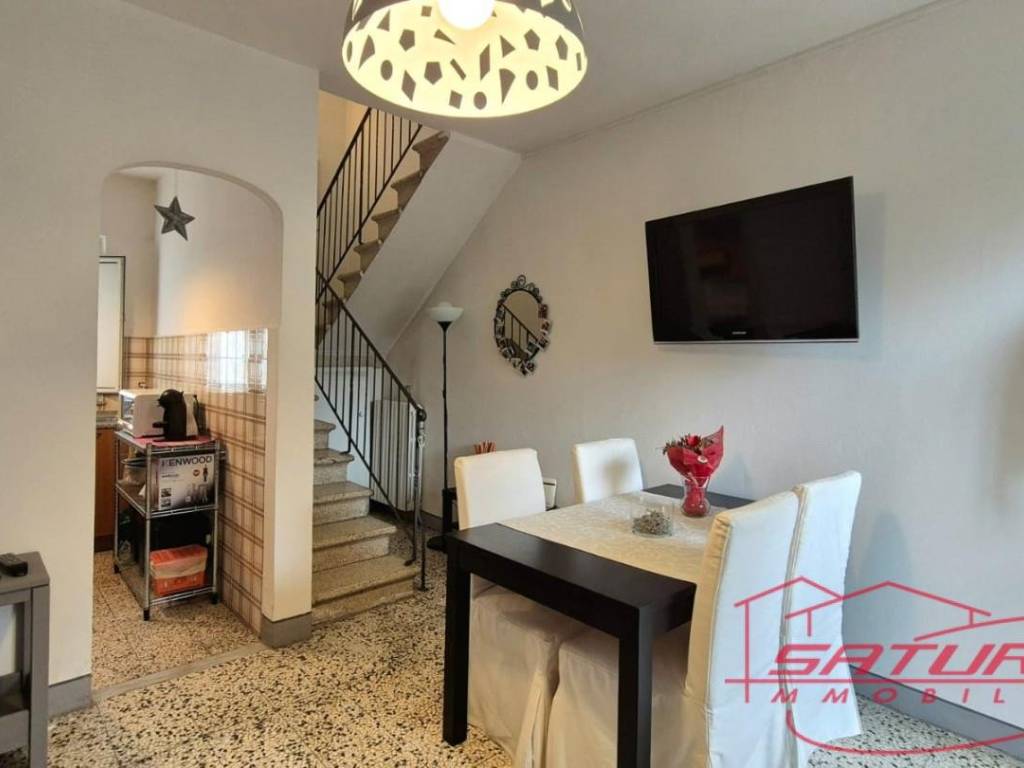 casa indipendente in vendita a Capannori in zona Carraia
