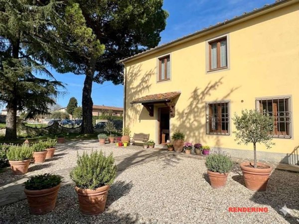 casa indipendente in vendita a Capannori in zona Lunata