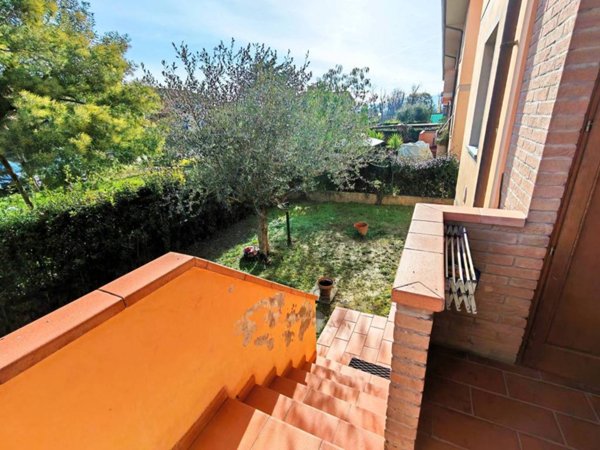casa indipendente in vendita a Capannori in zona Segromigno in Monte