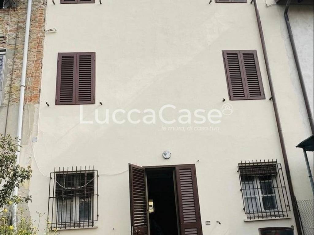 casa indipendente in vendita a Capannori in zona Carraia