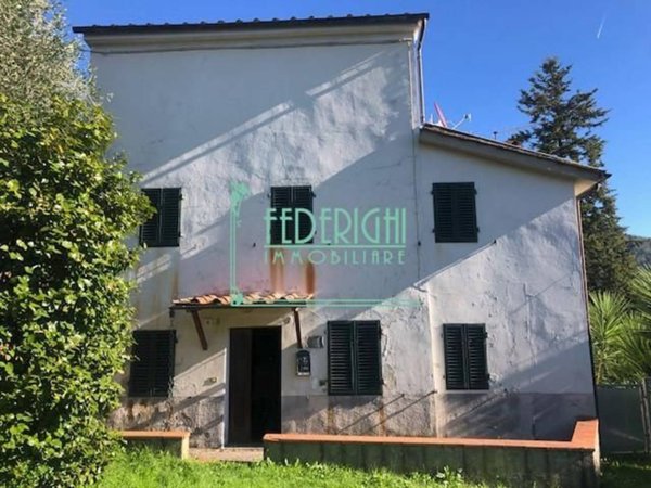 casa indipendente in vendita a Capannori