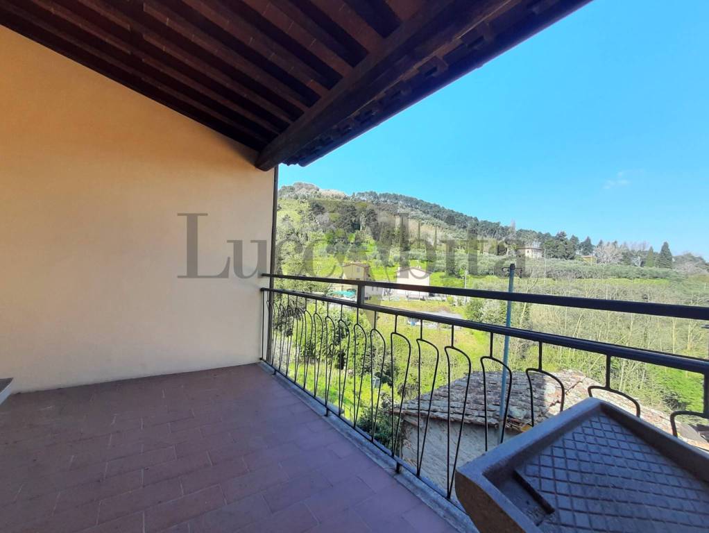 casa indipendente in vendita a Capannori in zona Castelvecchio di Compito