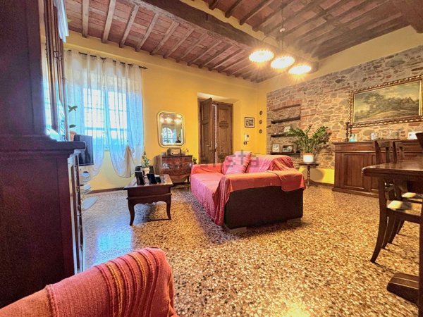 casa indipendente in vendita a Capannori in zona Lammari