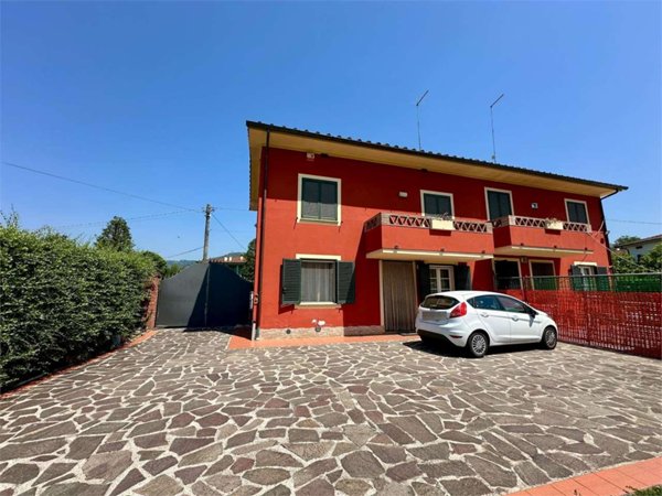 casa indipendente in vendita a Capannori