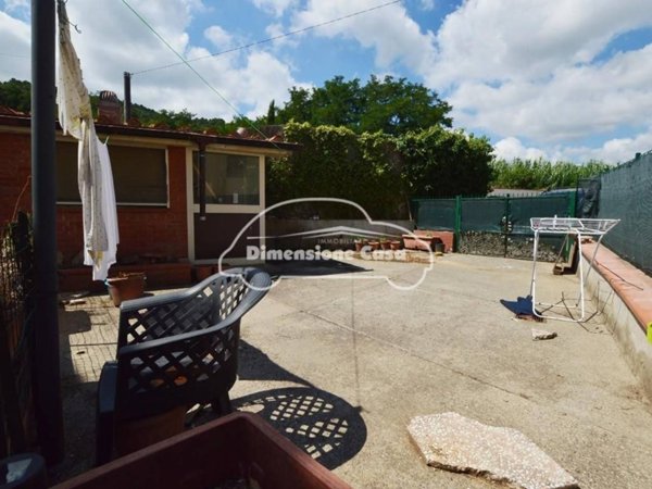 casa indipendente in vendita a Capannori