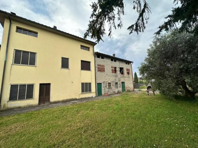 casa indipendente in vendita a Capannori in zona Lammari