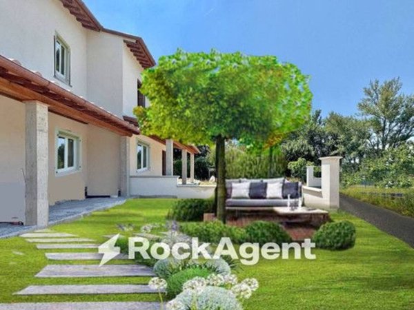 casa indipendente in vendita a Capannori