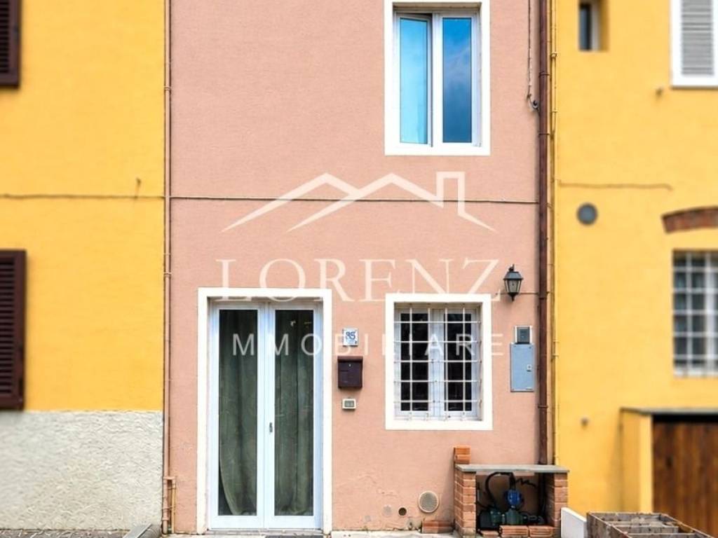 casa indipendente in vendita a Capannori in zona Carraia
