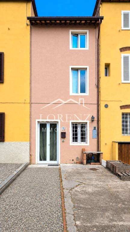 casa indipendente in vendita a Capannori in zona Carraia