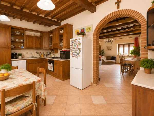 casa indipendente in vendita a Capannori in zona Lunata