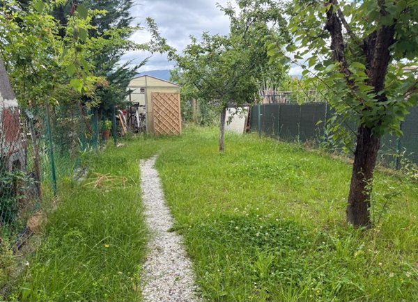 casa indipendente in vendita a Capannori in zona Lunata