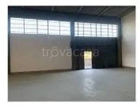 locale commerciale in vendita a Capannori