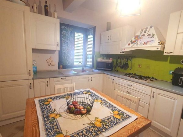 casa indipendente in vendita a Capannori