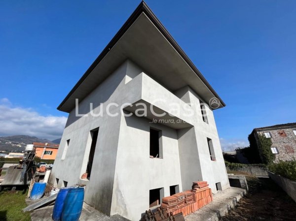 casa indipendente in vendita a Capannori