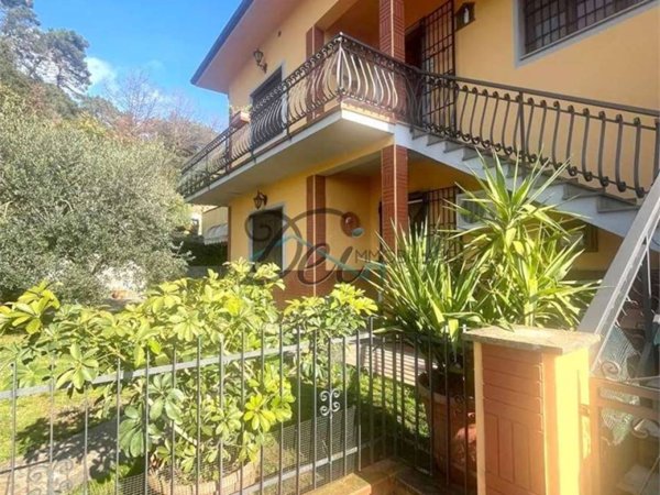 casa indipendente in vendita a Capannori in zona San Gennaro