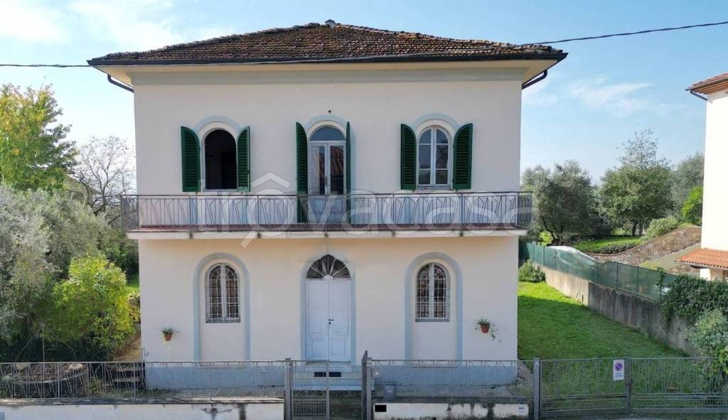 casa indipendente in vendita a Capannori