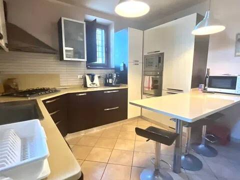 casa indipendente in vendita a Capannori in zona Castelvecchio di Compito