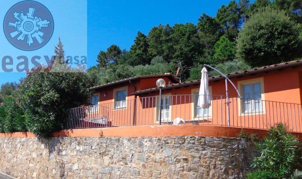 casa indipendente in vendita a Capannori