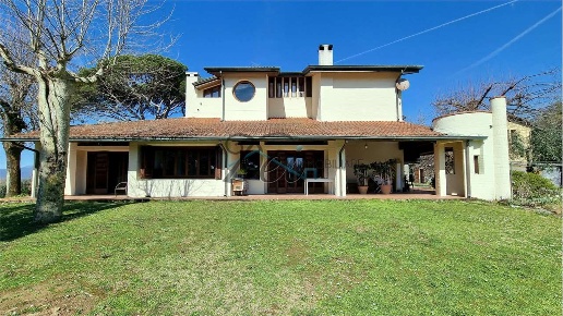 casa indipendente in vendita a Capannori